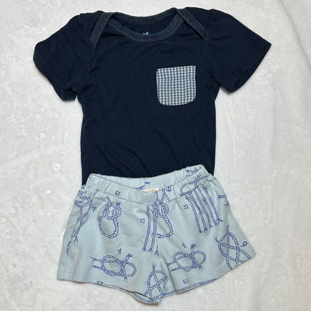 EUC The Beaufort Bonnet Co. nautical shorts & Blue Rooster pocket onesie 12/18mo